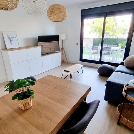 Apartamento Diseno Con Jardin Privado A 100 Metros Del Mar Torredembarra Bagian luar foto