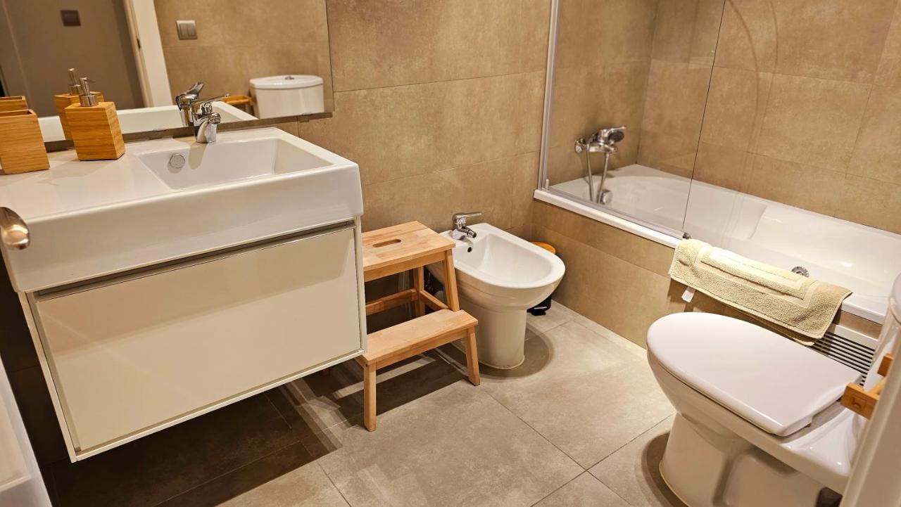 Apartamento Diseno Con Jardin Privado A 100 Metros Del Mar Torredembarra Bagian luar foto